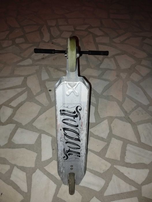 Vând trotinetă freestyle Fuzion Z-Series
