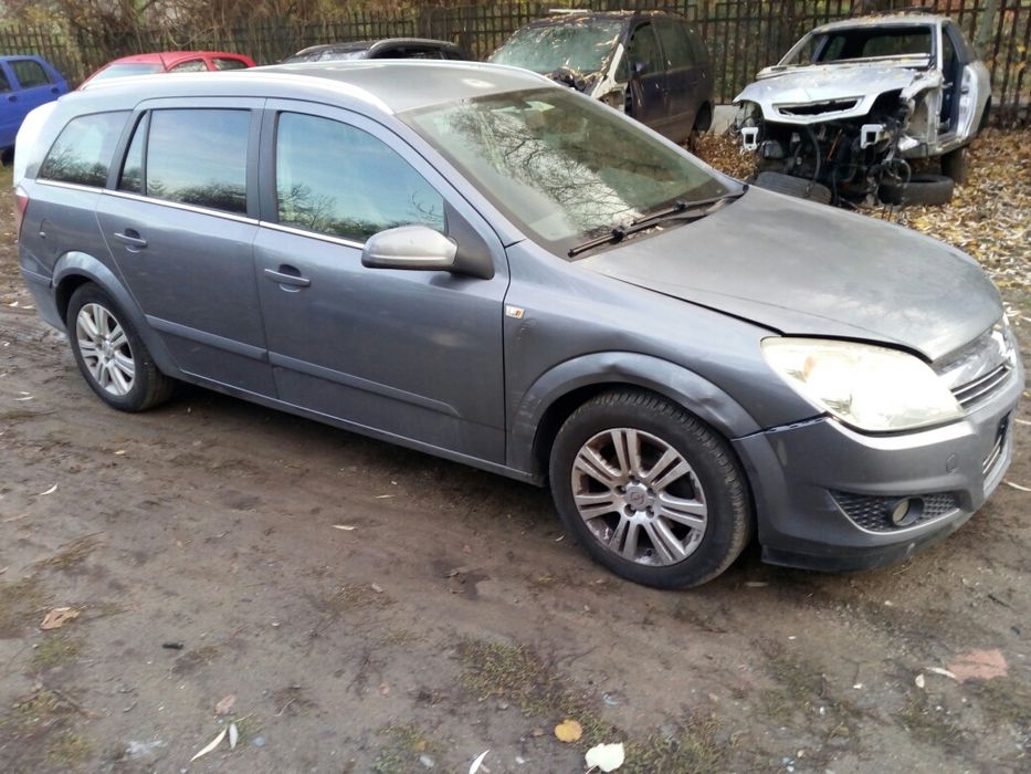 Опел Астра Х комби Z17DTH(НА ЧАСТИ