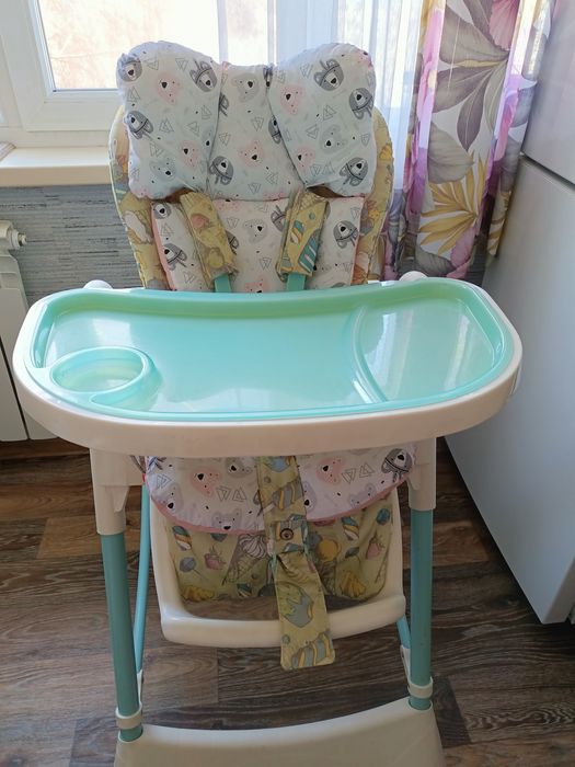 Продам стульчик для кормления