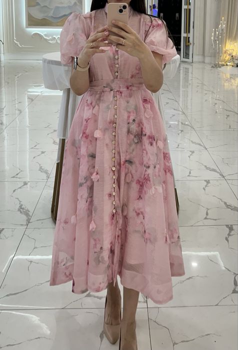 Нежное женственное платье в романтичном стиле