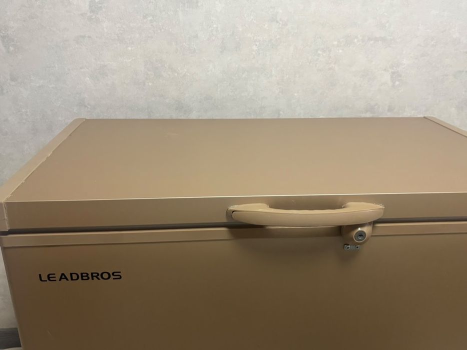 Морозильник Leadbros