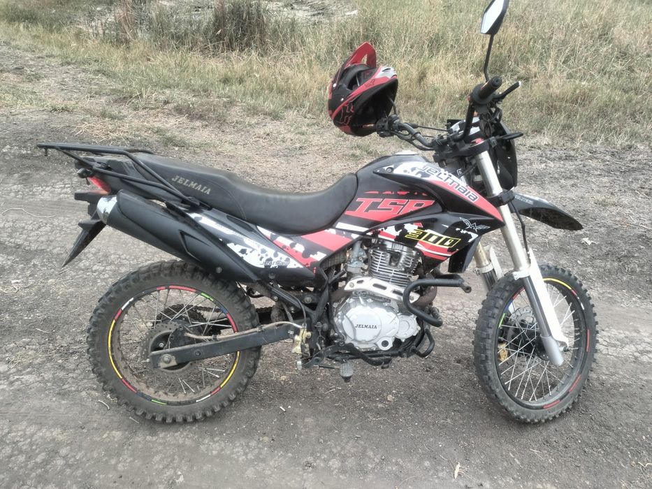 продам мотоцикл 250 кубов