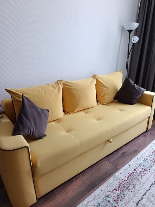 Продаётся диван для гостиной