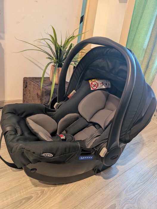 Scoica auto Graco SnugEssential i-Size + Baza isofix