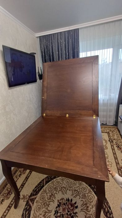 Продаётся стол раскладной