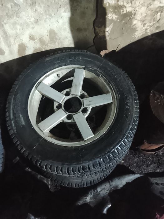 Продам шины и диски