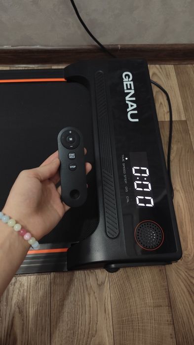 Беговая дорожка Genаu