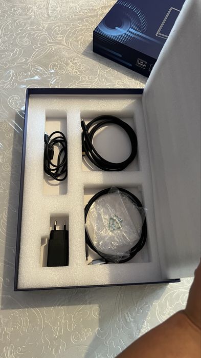 Монитор электроника