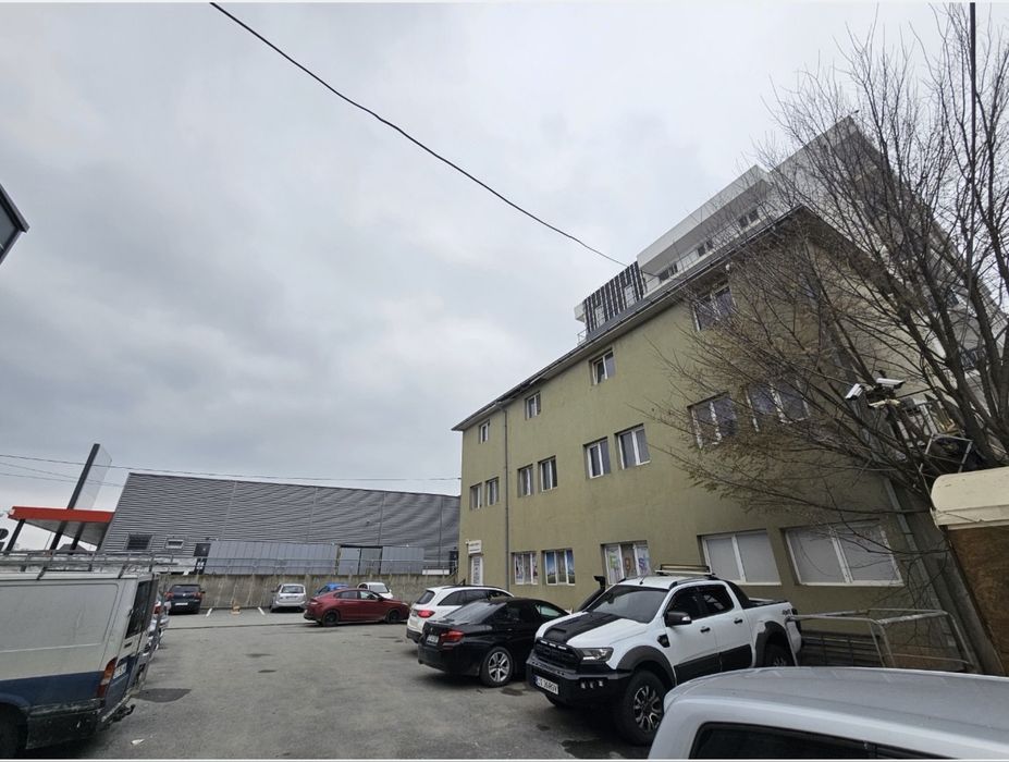 Inchiriez spatii comerciale 30-90 mp