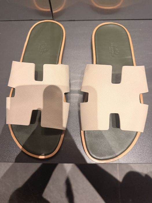 Papuci Hermès Chypre din piele – crem (Craie/Nata)