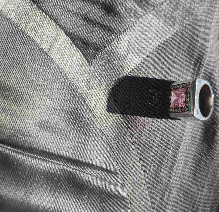 Красив сребърен пръстен с РОЗОВ АМЕТИСТ!