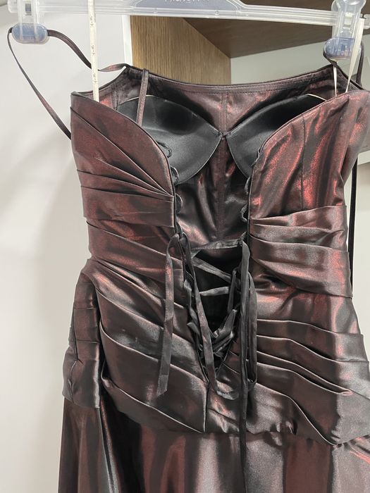 Бална рокля