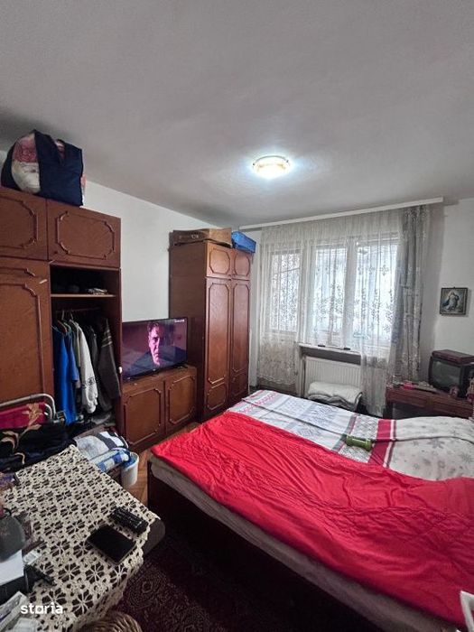 Apartament 4 camere, etaj parter, 76 mp,  Zona Narciselor