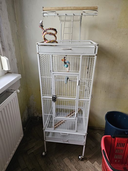 Voliera pentru pasari exotice