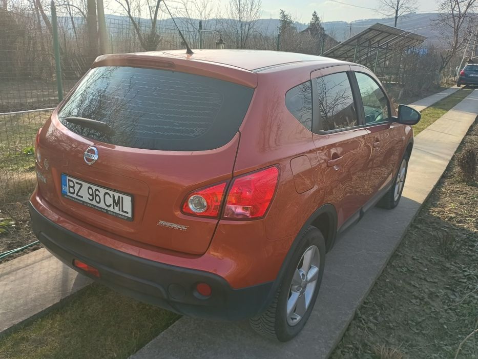 Nissan Qashqai 2007 2x4 2.0 benzina cu GPL