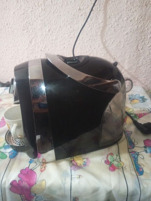 Aparat de cafea cu capsule Tchibo adus din Germania