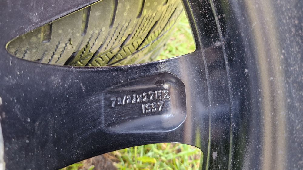 Jante  Al  R 17  originale BMW   seria  3  F30/31/35  seria 4  F32/33/36  cauciucuri  225 50 17