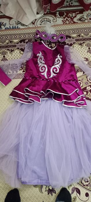 Қазақша киімдер сатылады