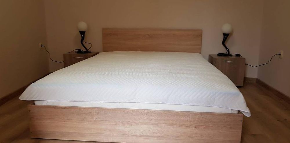 Дава се под наем Тристаен апартамент в Пловдив, Център - 106 кв.м за 500 € - Снимка #3