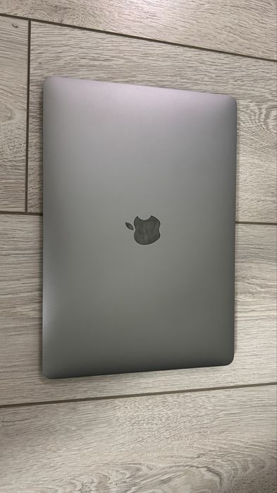 Macbook m1 2020 аккумулятор 95%