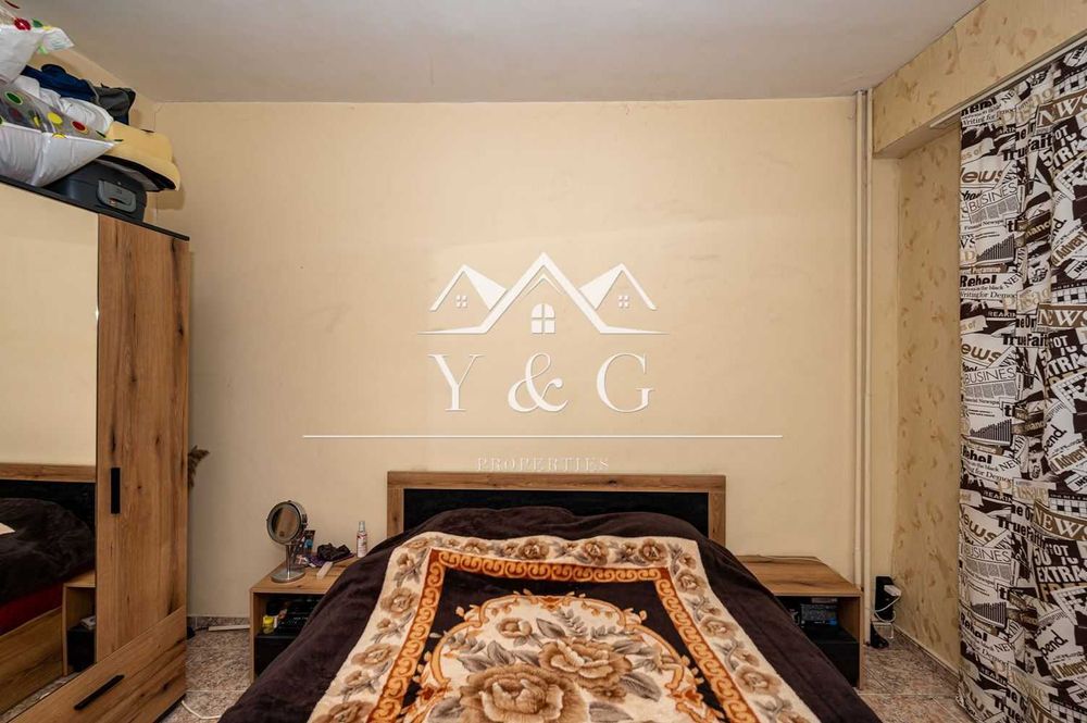 Продава се Тристаен апартамент в Пловдив, Кючук Париж - 72 кв.м за 1528 €/кв.м - Снимка #3