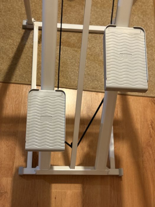 Степер с регулируеми ръкохватки