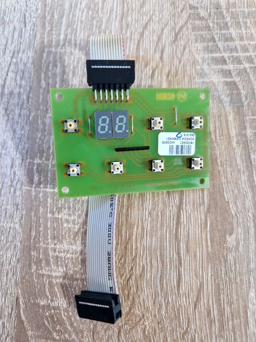 Pompă  UPS 15-60 și Placă afișaj Centrale Motan