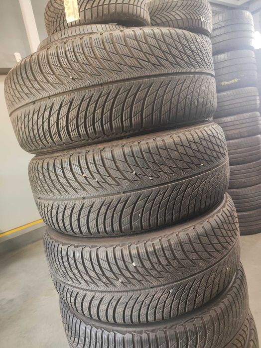 4бр.зимни гуми 235/45/20 Michelin