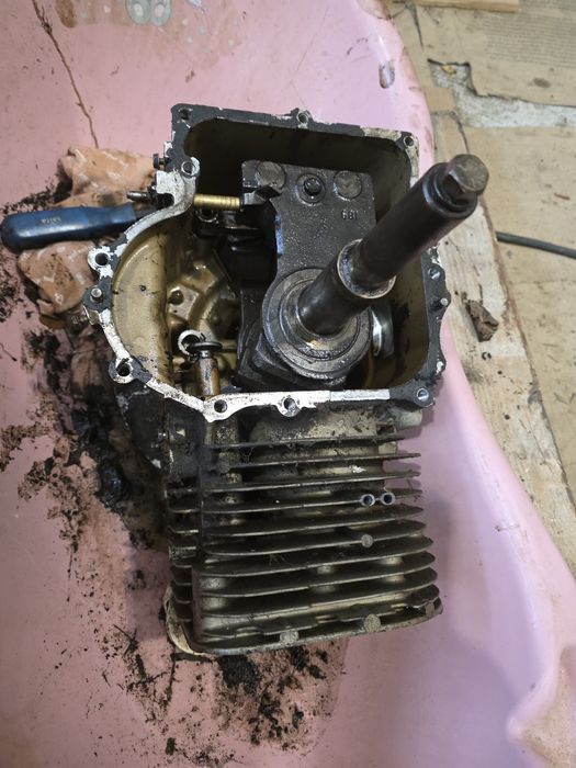 Tractor tuns iarba defect de piese