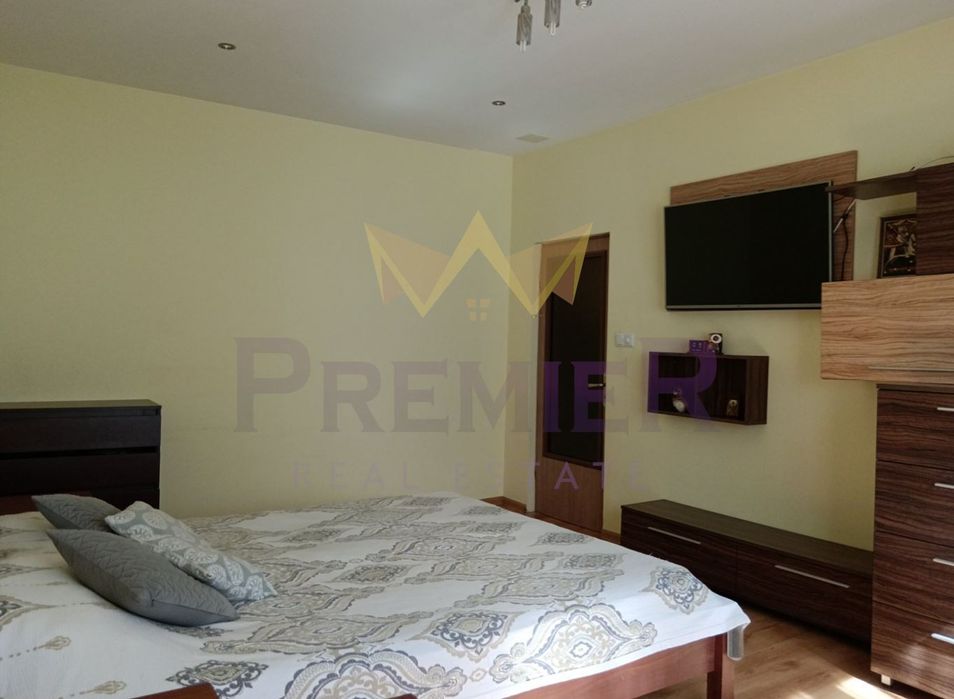 Продава се Двустаен апартамент в Добрич, Дружба 2 - 63 кв.м за 1016 €/кв.м - Снимка #3