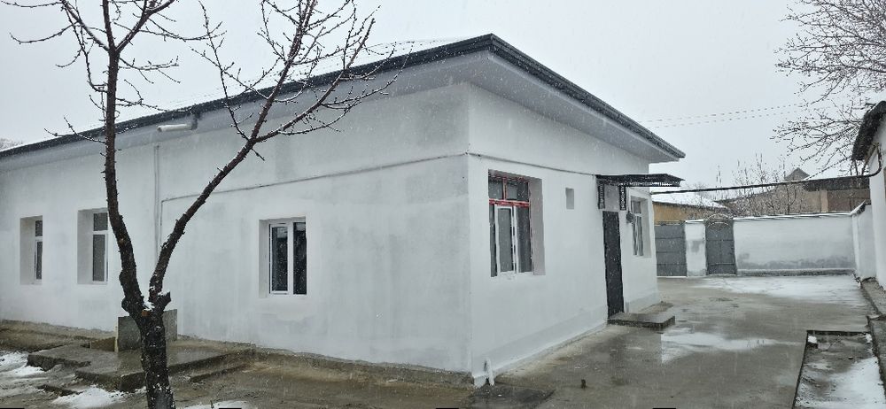 Olmaliqda srochno uy sotiladi. 6 sotix