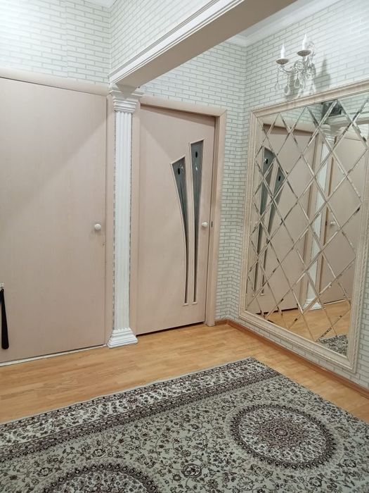 Срочно продам 4 комн квартиру