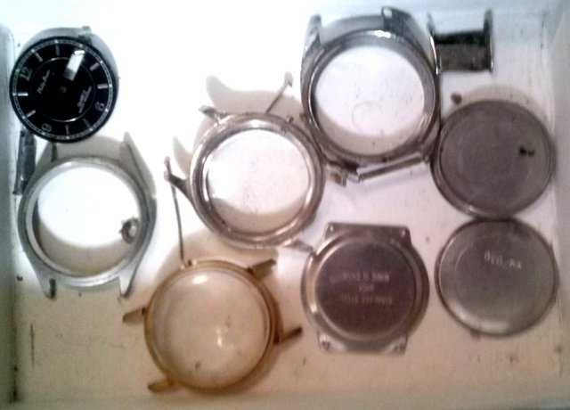 Часовник електронен стенен будилник , ръчен механичен работещ