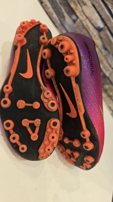 Nike бутонки размер 29