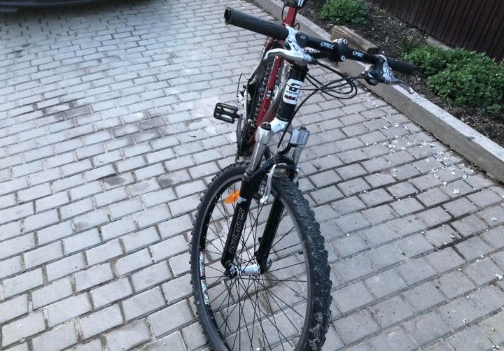 Bicicleta genesis Zeus pro Fx500 made in Germany