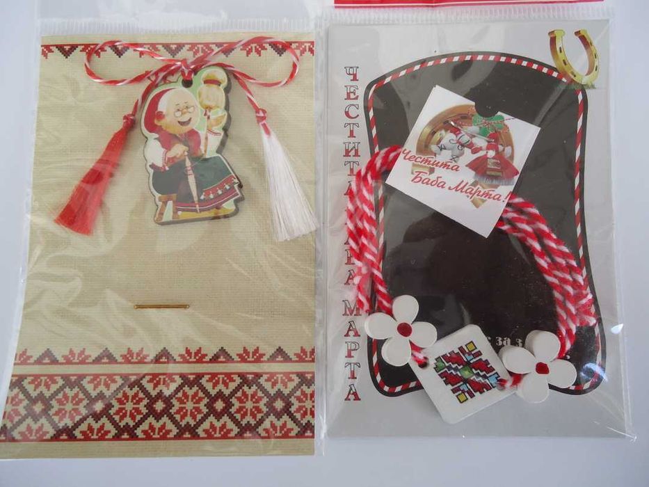 Ръчно изработени мартеници