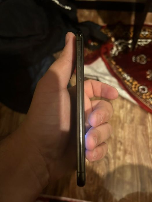 Vand iphone x bateria trebuie schimbata