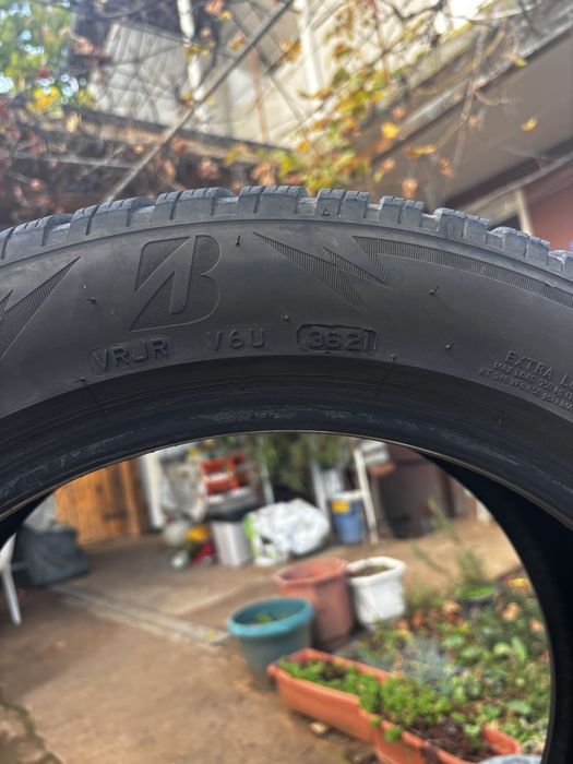 Зимни гуми Bridgestone 225/50 R17 – DOT 2021, като нови