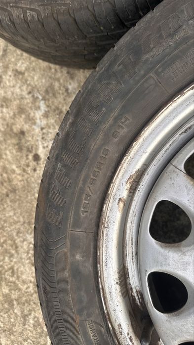 Продавам четири броя железарки със летни гуми