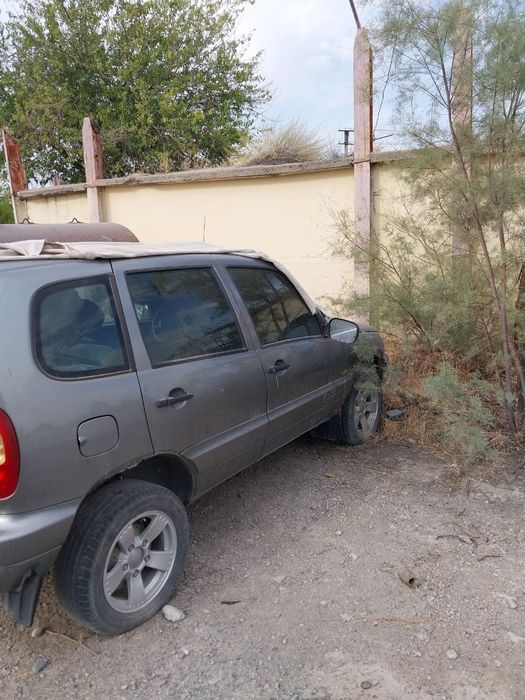 Нива Шевролет 2007