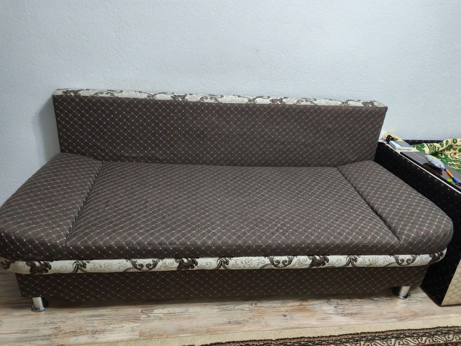 Диван тахта для спальни
