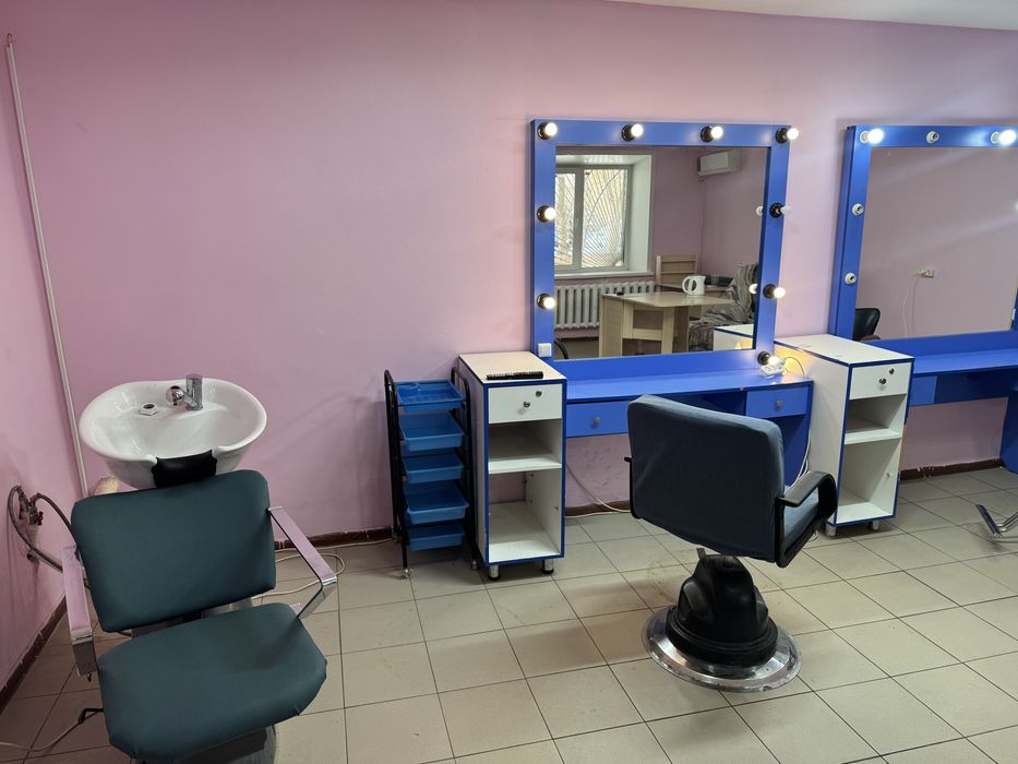 Кресло парикмахерское