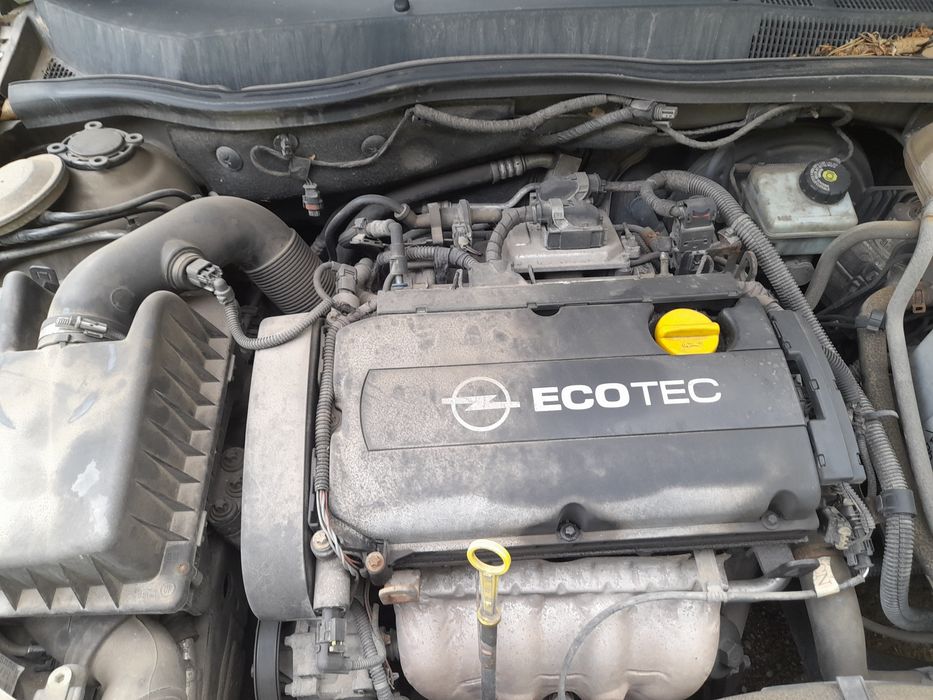 Опел Астра Н 1.6 116кс. На части Изитроник.