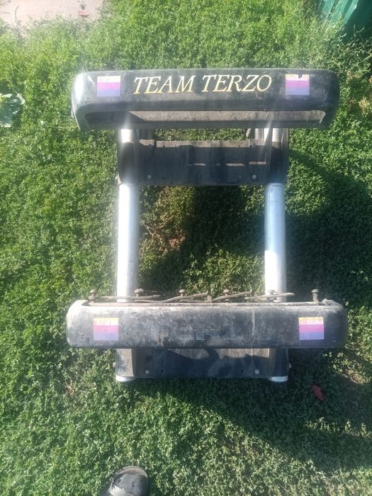 Крепление для лыж или иного инвентаря team terzo для Митсубиси Паджеро