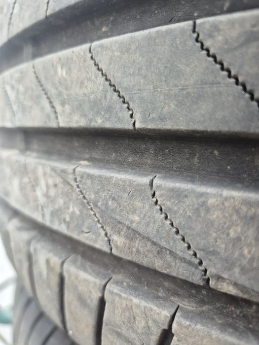 Гуми 225/50/17 BRIDGESTONE 98Y