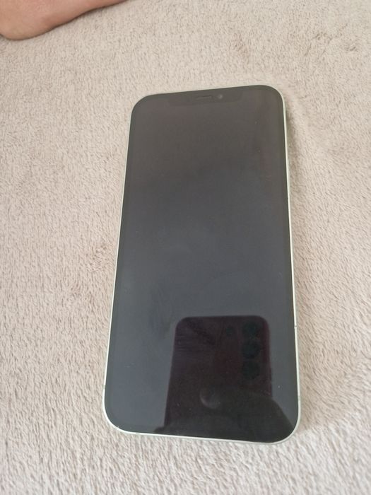 Schimb/vand Iphone 12 verde