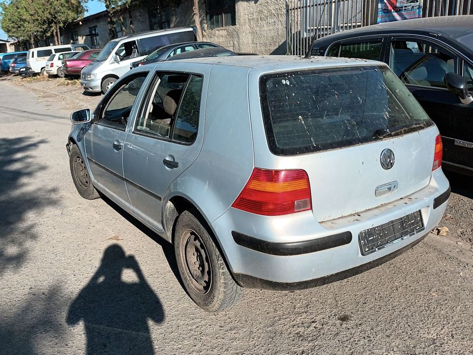 Dezmembrari  VW GOLF 4  1997  > 2006 1.6 16V Benzina