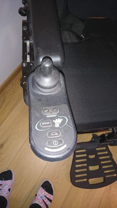 Fotoliu rulant electric