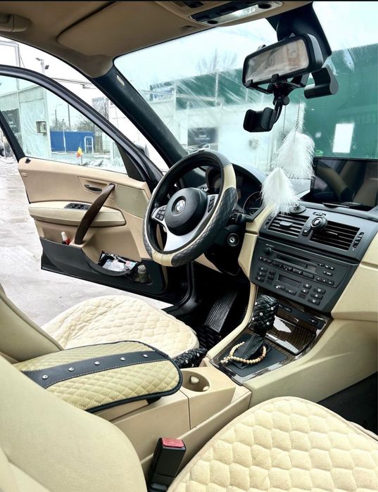 Vând BMW X3 3.0i xDrive 231CP 6 cilindri Automat Panormamic