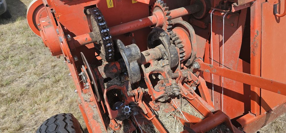 Продам пресс-подборщик в хорошем состоянии.